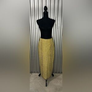 Women’s Vintage Vera Crutina  Button Maxi Skirt Animal Print Silk Spandex Size 6